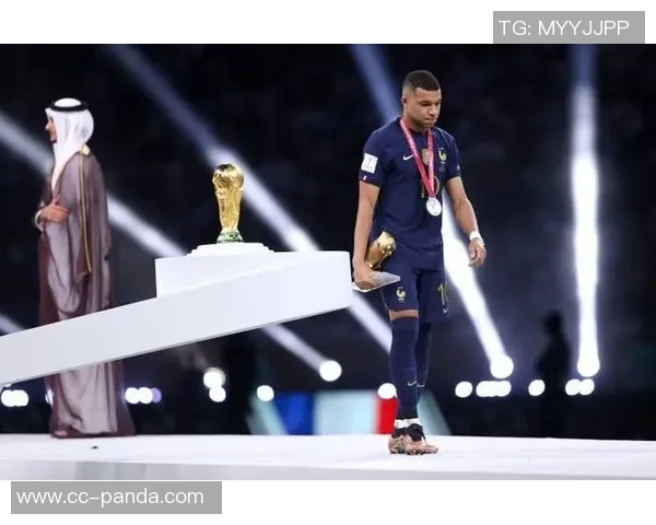 姆巴佩在世界杯决赛中戴帽却遭遇失利，称阿根廷配得上胜利应铭记这一刻