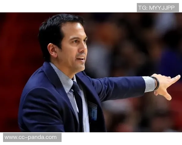 斯波称赞拉松在球队中的重要作用强调攻防中默默奉献的辛勤付出